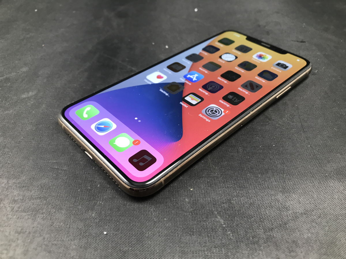 iphone-11-pro-max-auction
