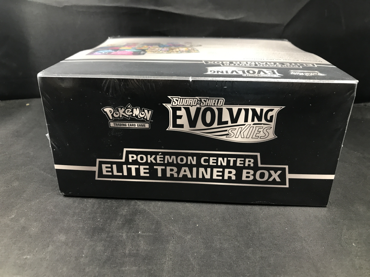 Evolving Skies Pokemon Center Elite Trainer Box Glaceon Vaporeon