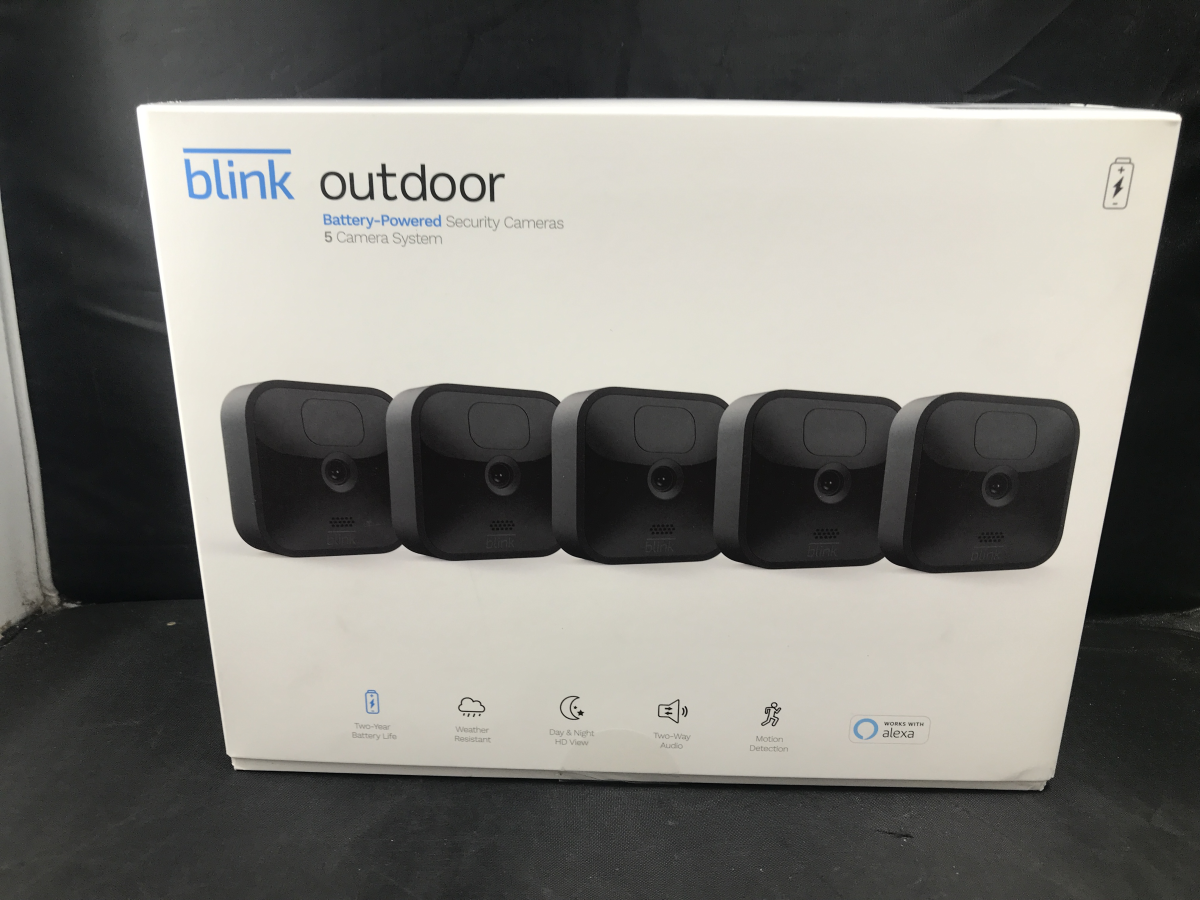 Blink Outdoor BatteryPowered Security Cameras auction